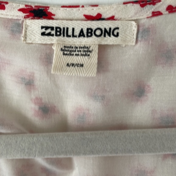 Billabong flutter sleeve mini wrap dress - Picture 2 of 4